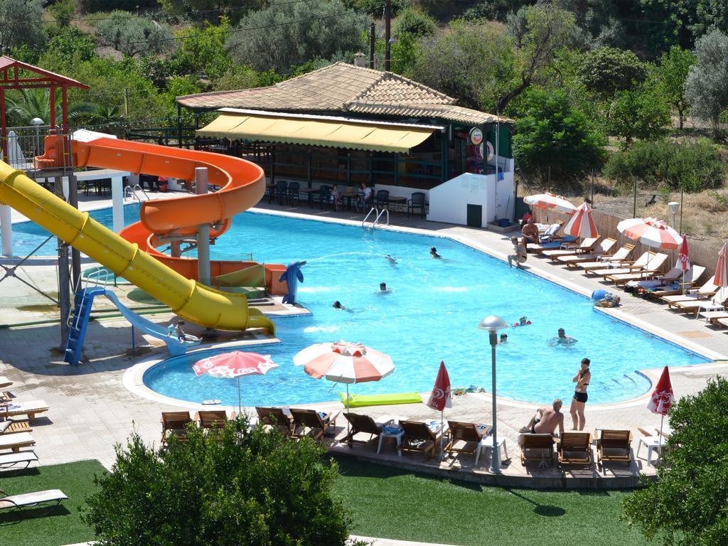 Kamares Apartments Εε Poros Town Exterior photo